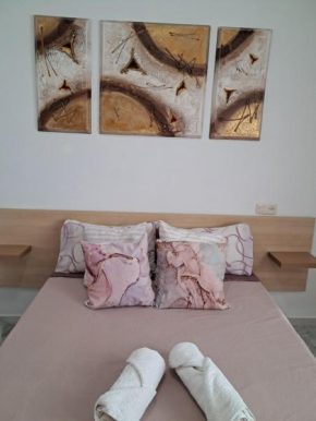 Apartamento Azahar Fibes y Garaje-WiFi gratis